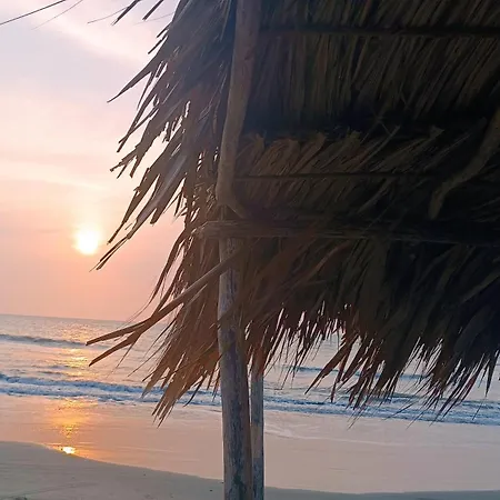 Manzanillo Hotel 2*