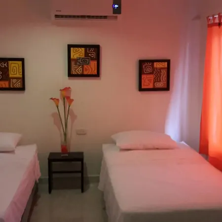 Manzanillo Hotel